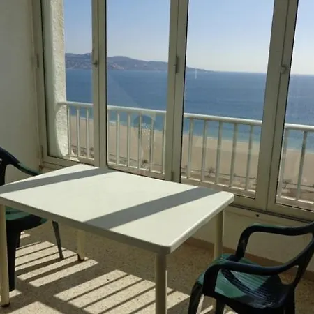 Apartamento Vista Mar Edificio Manhattan 19