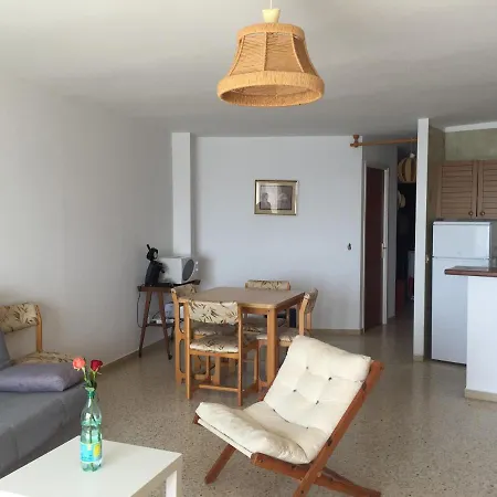Apartamento Vista Mar Edificio Manhattan 19 * エンプリアブラバ
